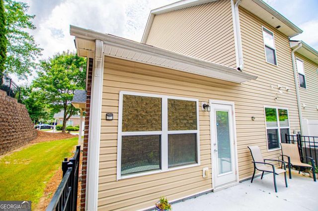 141 Mill Pond Xing B5, Carrollton, GA 30116