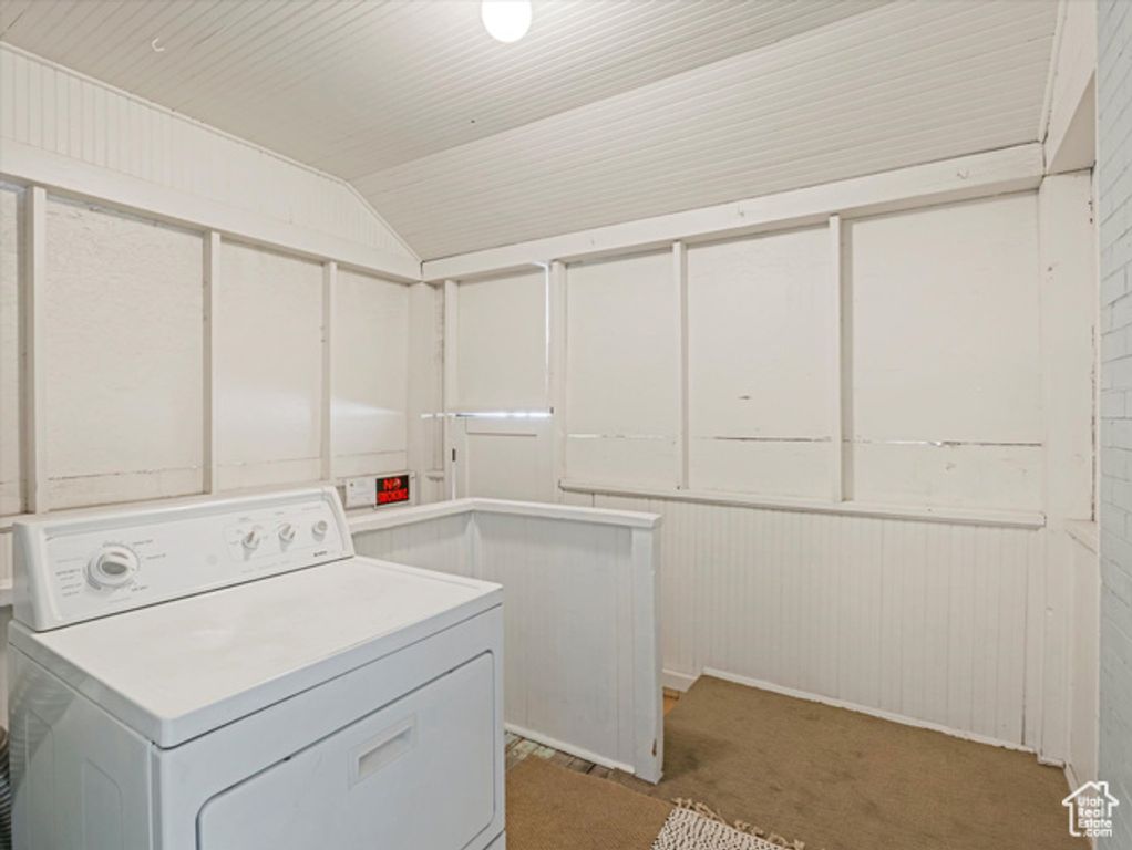 Image 16 of property listing at 4320 S COMMERCE DR, Murray, UT 84107