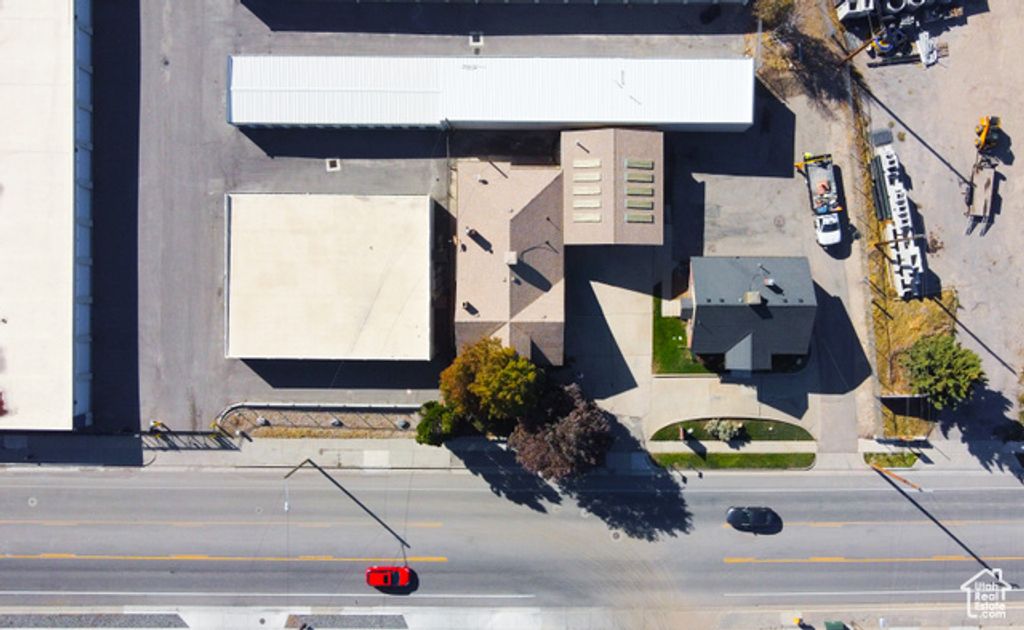 Image 25 of property listing at 4320 S COMMERCE DR, Murray, UT 84107