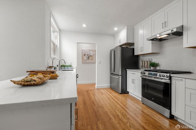 11 Topeka Avenue, San Francisco, CA 94124