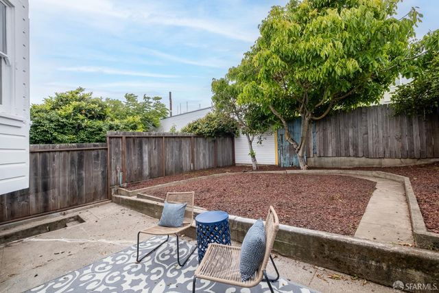 11 Topeka Avenue, San Francisco, CA 94124