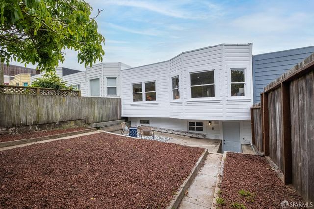 11 Topeka Avenue, San Francisco, CA 94124