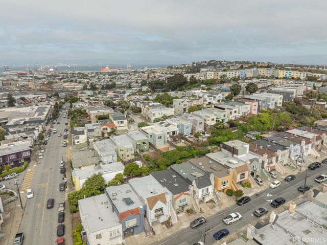 11 Topeka Avenue, San Francisco, CA 94124