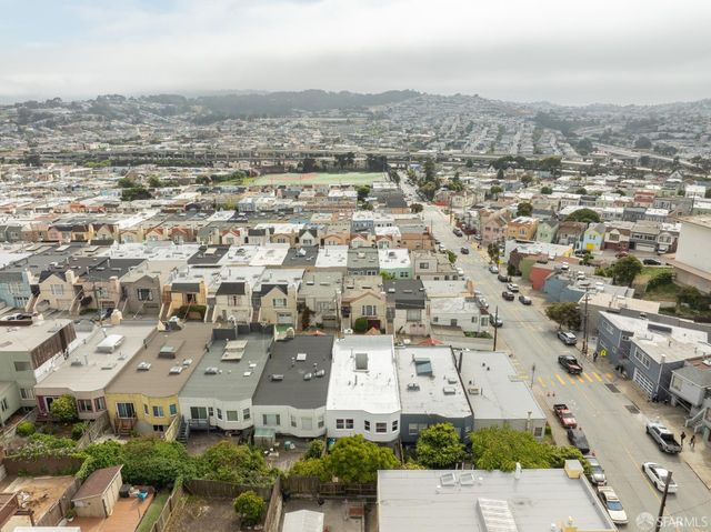 11 Topeka Avenue, San Francisco, CA 94124