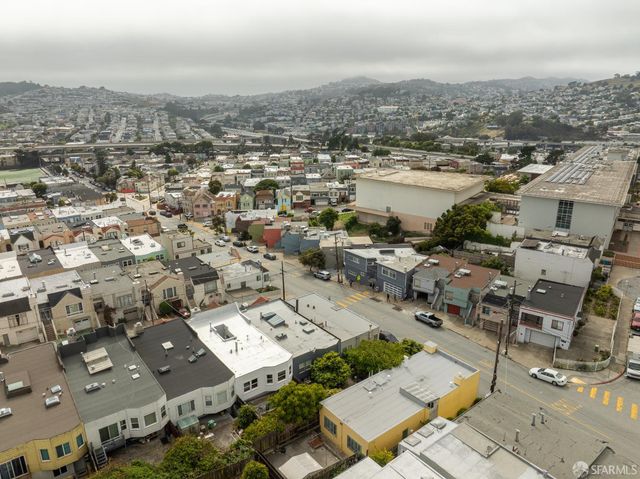 11 Topeka Avenue, San Francisco, CA 94124