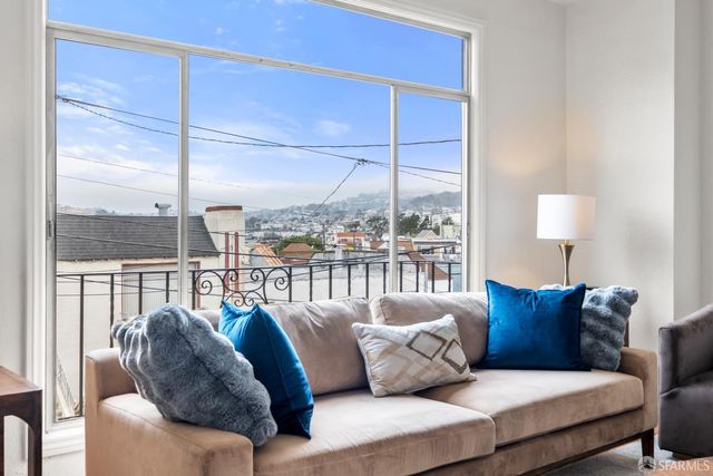 11 Topeka Avenue, San Francisco, CA 94124