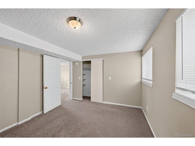 446 S Lima Cir, Aurora, CO 80012