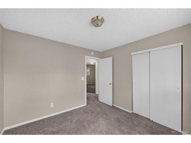 446 S Lima Cir, Aurora, CO 80012