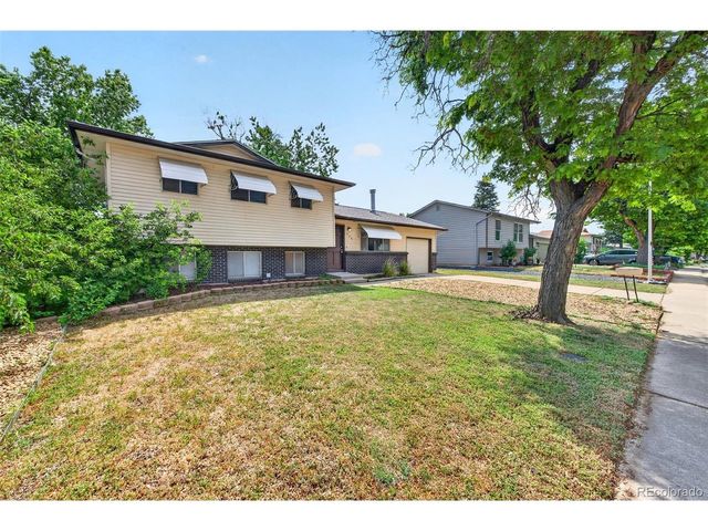 446 S Lima Cir, Aurora, CO 80012