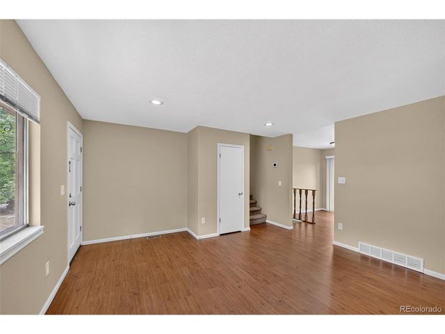 446 S Lima Cir, Aurora, CO 80012