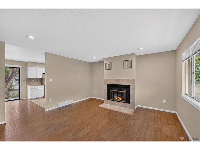 446 S Lima Cir, Aurora, CO 80012