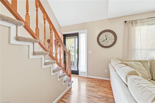 1008 Kingstree Ridge Drive, Winston-salem, NC 27127