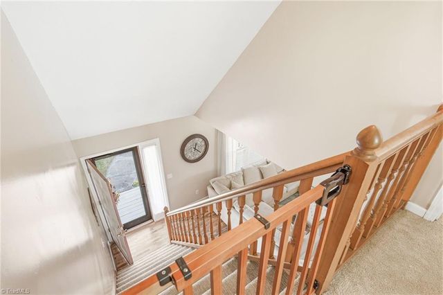 1008 Kingstree Ridge Drive, Winston-salem, NC 27127