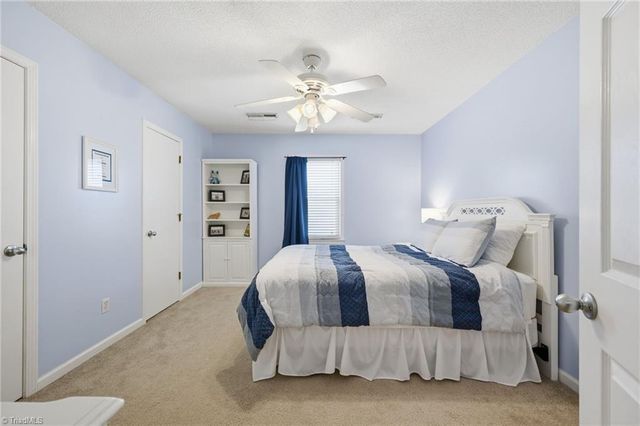 1008 Kingstree Ridge Drive, Winston-salem, NC 27127