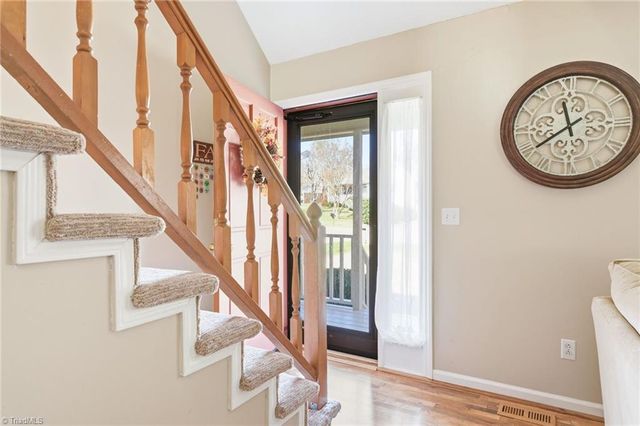 1008 Kingstree Ridge Drive, Winston-salem, NC 27127