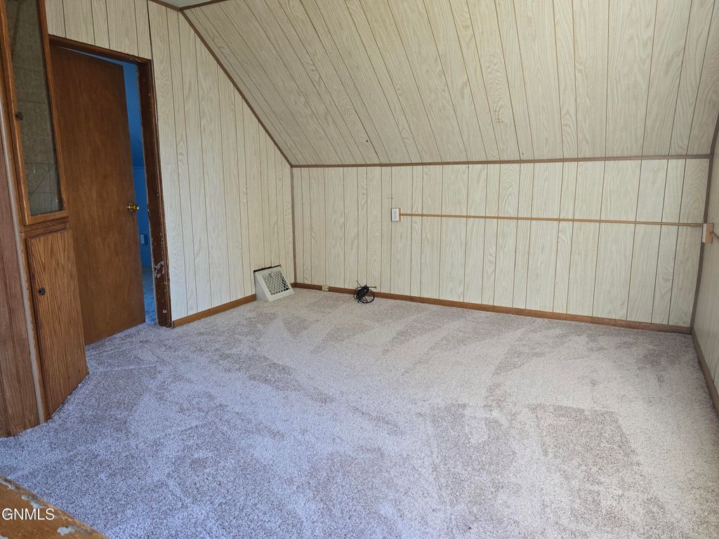 411 5th Avenue NW, Mandan, ND 58554 photo 22