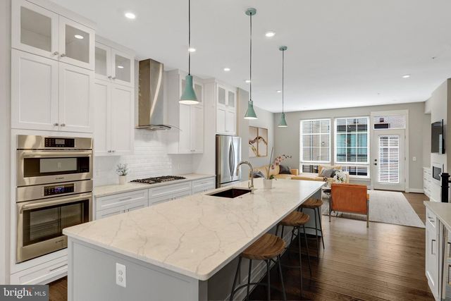 1888 EASTERLY RD, Reston, VA 20190