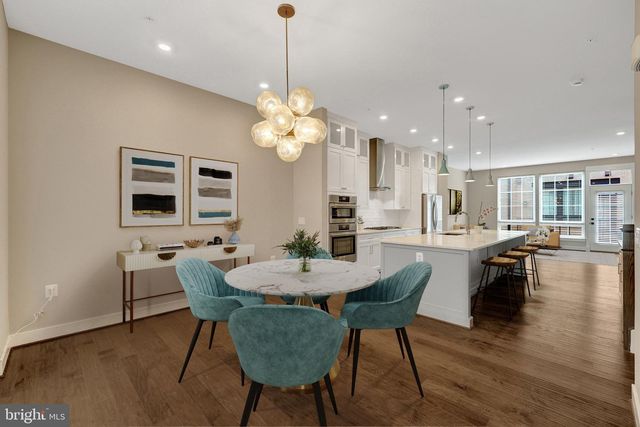 1888 EASTERLY RD, Reston, VA 20190