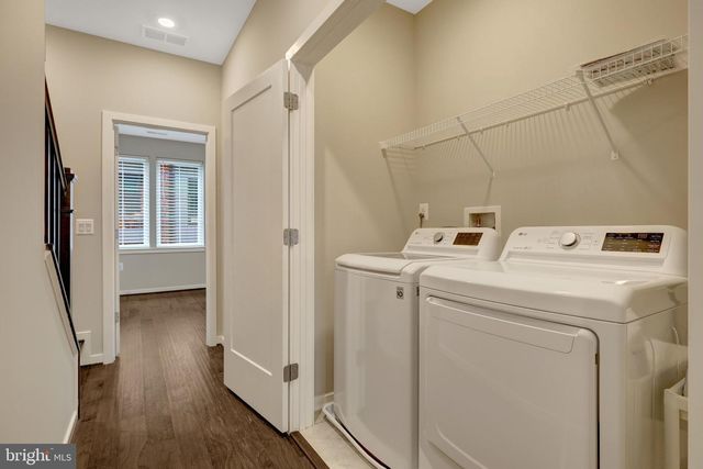 1888 EASTERLY RD, Reston, VA 20190
