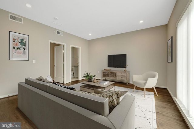 1888 EASTERLY RD, Reston, VA 20190