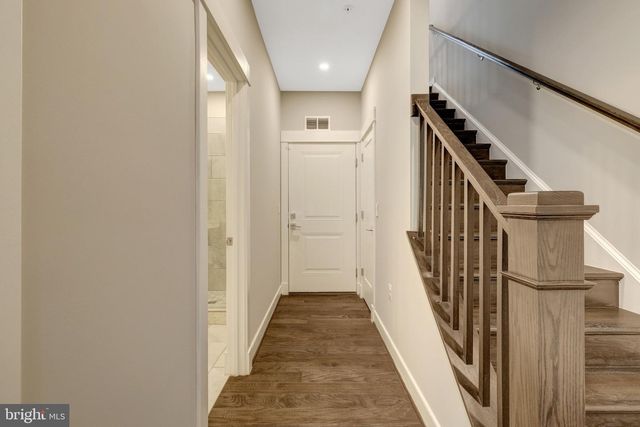 1888 EASTERLY RD, Reston, VA 20190