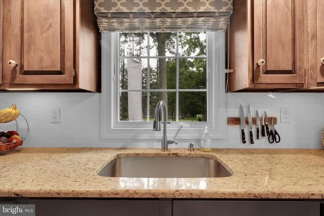 755 GORDON DR, Yardley, PA 19067