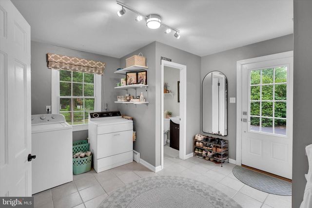 755 GORDON DR, Yardley, PA 19067