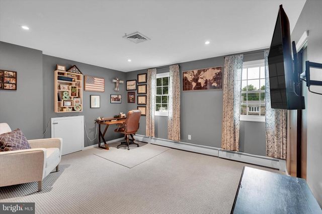 755 GORDON DR, Yardley, PA 19067