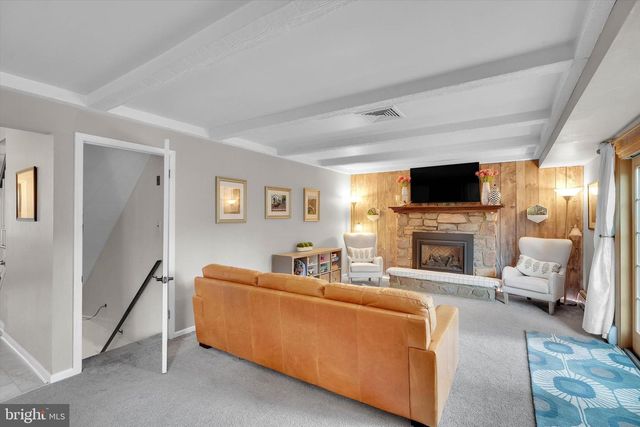 755 GORDON DR, Yardley, PA 19067