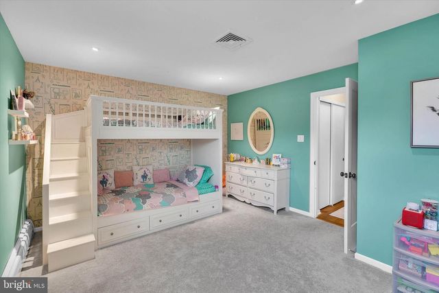 755 GORDON DR, Yardley, PA 19067