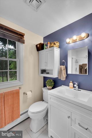 755 GORDON DR, Yardley, PA 19067