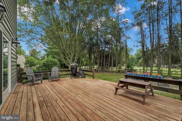 755 GORDON DR, Yardley, PA 19067