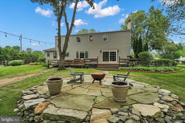 755 GORDON DR, Yardley, PA 19067