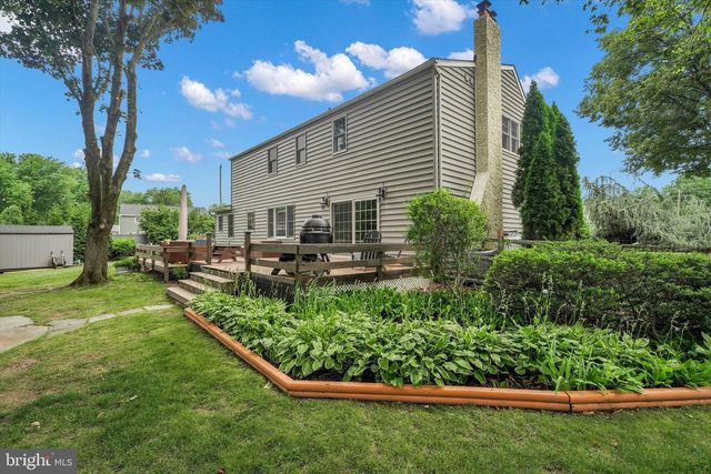755 GORDON DR, Yardley, PA 19067