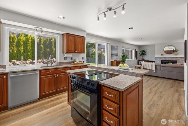11007 60th Avenue W, Mukilteo, WA 98275