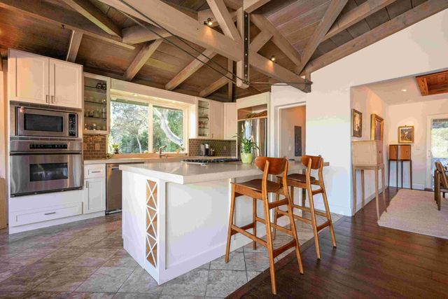 60 Calle De Los Ositos, Carmel Valley, CA 93924