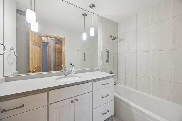 2439 Walnut Avenue, New Brighton, MN 55112