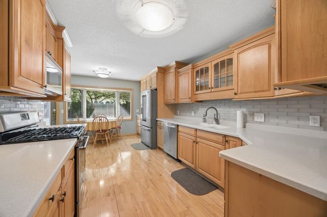 2439 Walnut Avenue, New Brighton, MN 55112