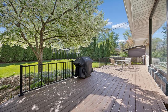 2439 Walnut Avenue, New Brighton, MN 55112