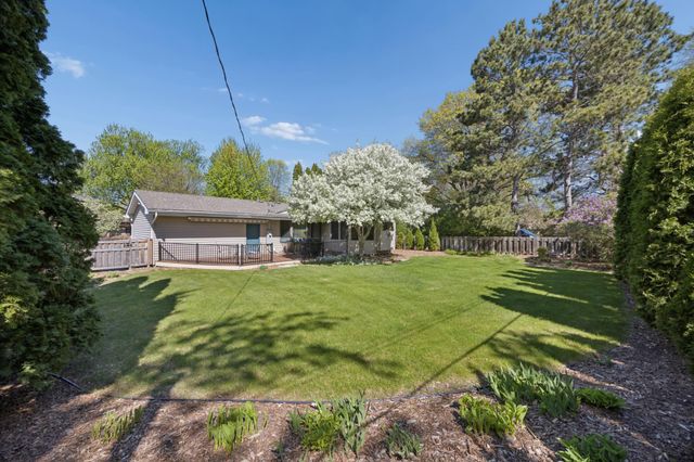 2439 Walnut Avenue, New Brighton, MN 55112