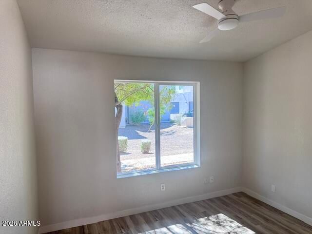 2829 E TRACY Lane 4, Phoenix, AZ 85032