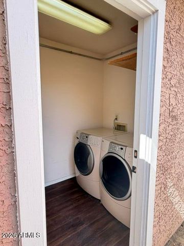 2829 E TRACY Lane 4, Phoenix, AZ 85032