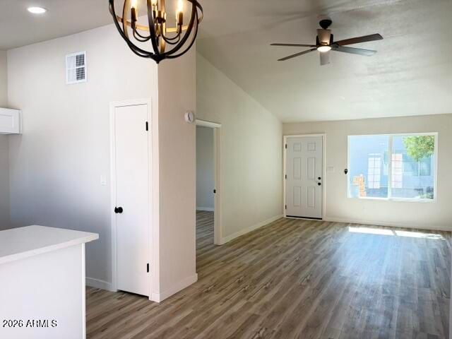 2829 E TRACY Lane 4, Phoenix, AZ 85032