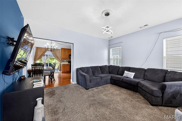1011 Glengarry Drive, Wentzville, MO 63385