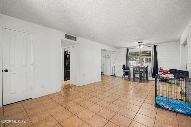3249 S Capri Circle, Tucson, AZ 85713