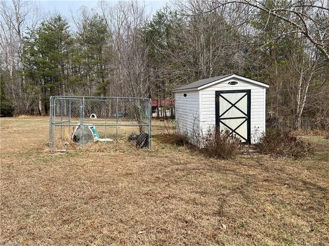 1024 Frans Road, Westfield, NC 27053