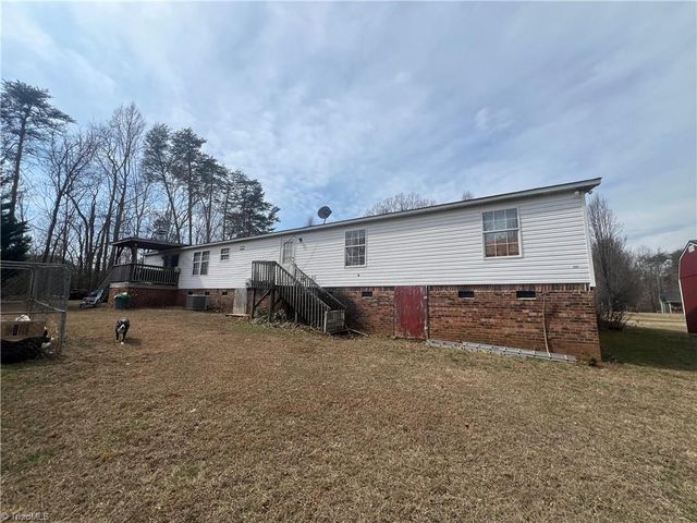1024 Frans Road, Westfield, NC 27053