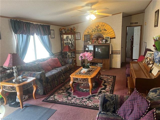 1024 Frans Road, Westfield, NC 27053