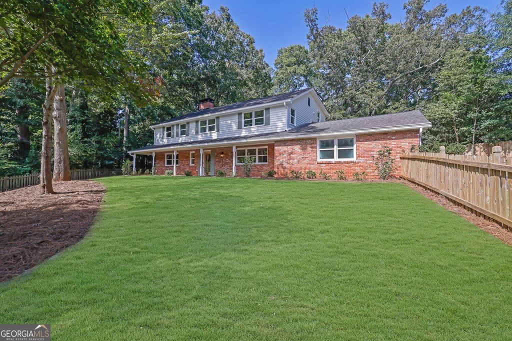 2204 Creek Park Road, Decatur, GA 30033 — photo 2