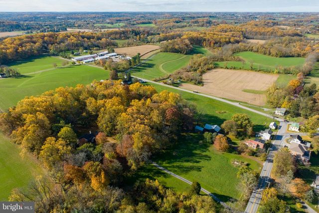 486 W STREET RD, Kennett Square, PA 19348